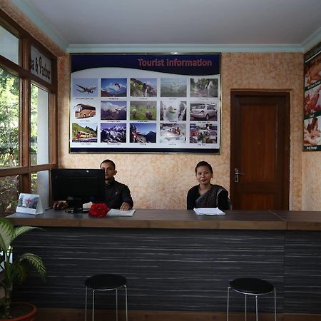 פוקהרה Hotel Peninsula מראה חיצוני תמונה